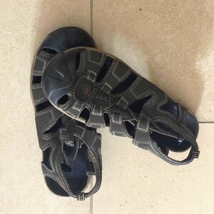 Skechers (Keen style) Sandals Sz 6 Brown